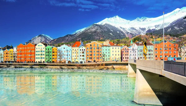 Cityscape em Innsbruck centro da cidade — Fotografia de Stock