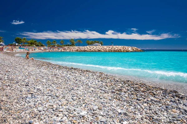 Ciudad de Menton con paseo marítimo, costa mediterránea, riviera francesa —  Fotos de Stock