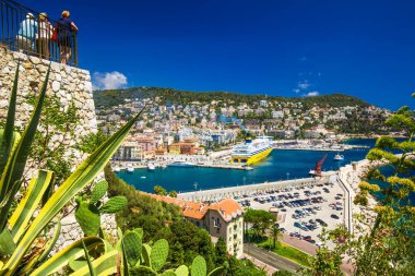 Corsica feribot eski şehir merkezi Nice