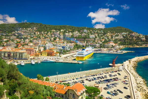 Corsica färja i gamla staden i Nice — Stockfoto