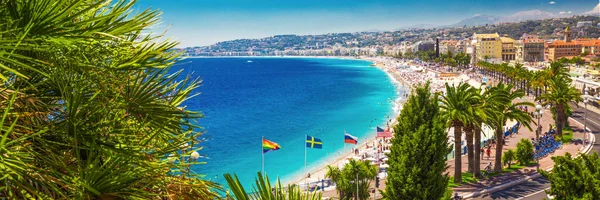 Passeio de praia no centro da cidade de Nice — Fotografia de Stock