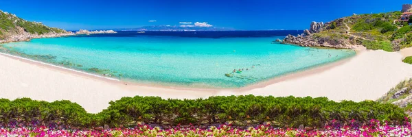 Spiaggia Rena Bianca Beach Red Rocks Azure Clear Water Santa — Foto de Stock