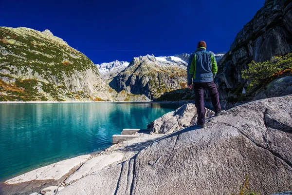 Gelmersjön Nära Grimselpass Schweiziska Alperna Gelmersee Schweiz Bernese Oberland Schweiz Royaltyfria Stockbilder