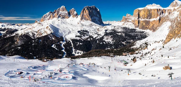 Dolomity Estância Montanha Superski Com Torri Del Sella Piz Boe Imagem De Stock