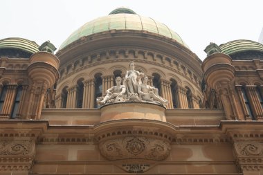 Kraliçe Victoria İnşaat Heykelleri, Sydney Nsw Avustralya 19-12-20