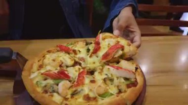 Sydney Gümrük İdaresi 19 kural yüzünden neredeyse terk edilmiş. Avustralya: 23 / 3 / 2020