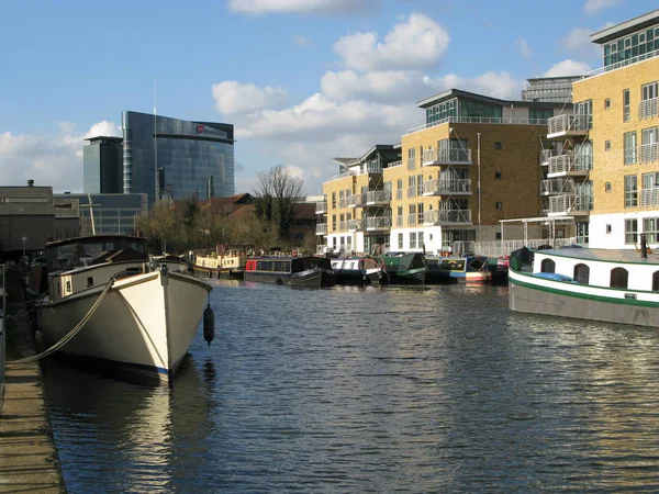 Brentford Marina, nehir Brent, Brentford, London, Büyük Britanya, — Stok fotoğraf