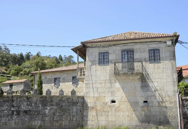 Stone building and traditional Galician granery — Stock fotografie