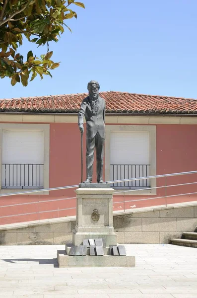 Memorial monument to Valle Inclan — Stock Photo, Image