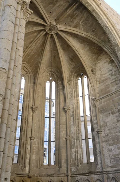 Cupola de ruínas de convento — Fotografia de Stock