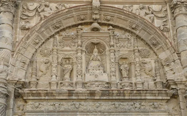 Detail van de kerk van de Priorij — Stockfoto