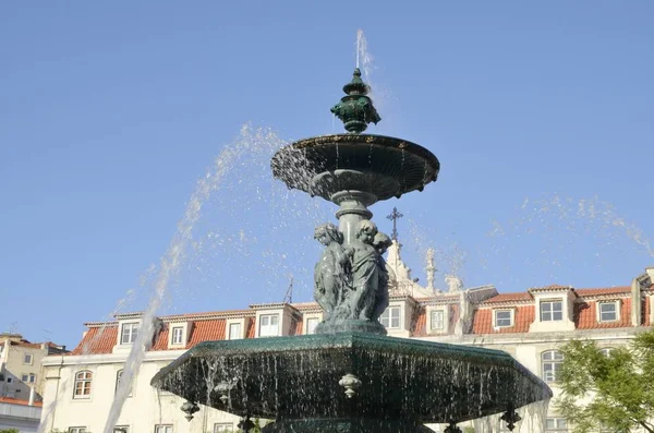 Fountain at Rossio Square — Stock Photo, Image