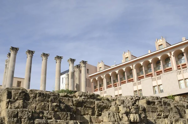 Римские колонны храма — стоковое фото