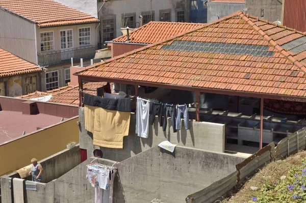 पोर्तो मध्ये धुण्याचे ठिकाण — स्टॉक फोटो, इमेज
