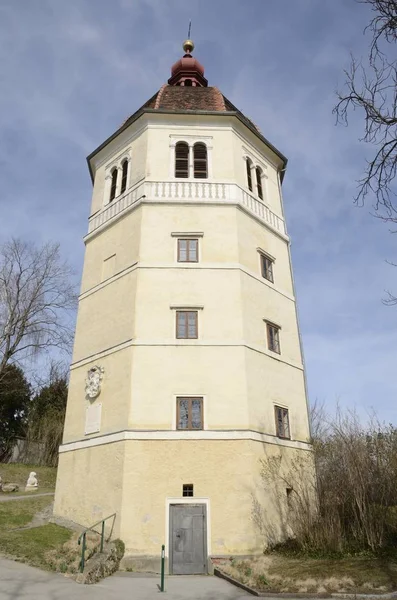 Clocher sur la colline Schlossberg — Photo