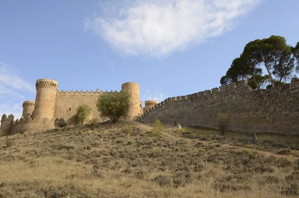 Hrad a stěnou Belmonte — Stock fotografie