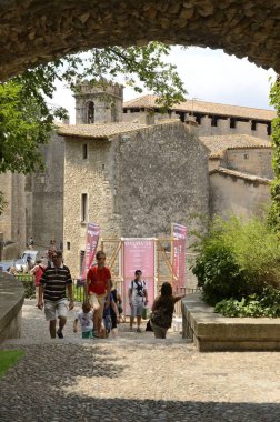 Ortaçağ sokak taş kemer