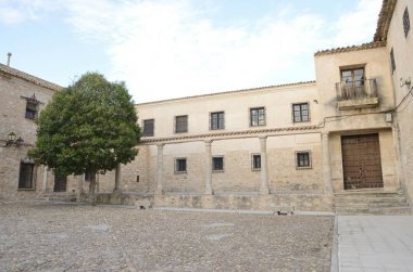 Belmonte taş plaza
