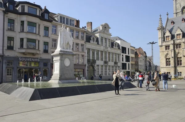 Estátua de Jan Frans Willem em Ghent — Fotografia de Stock