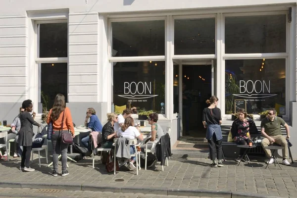 Gent 'teki açık hava restoranı. — Stok fotoğraf