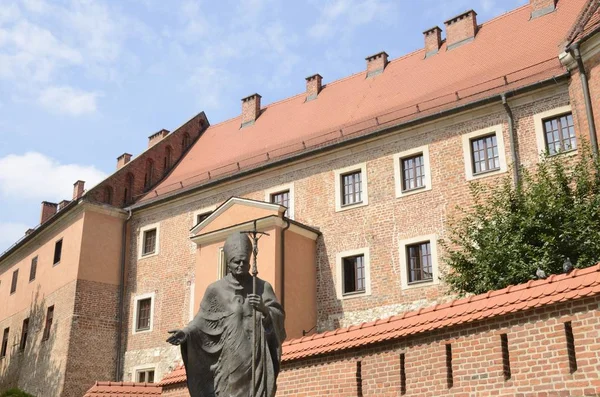 Krakow Poland July 2018 Statue Polish Pope Johh Paul Wawel — Stock Photo, Image