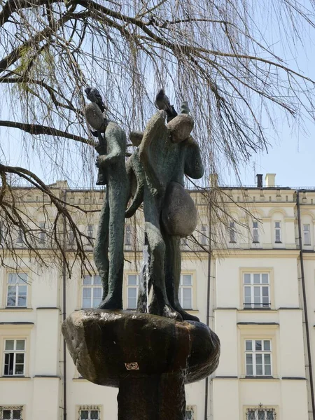 Krakow Poland July 2018 Bronze Sculpture Three Street Musicians Foreground — Zdjęcie stockowe
