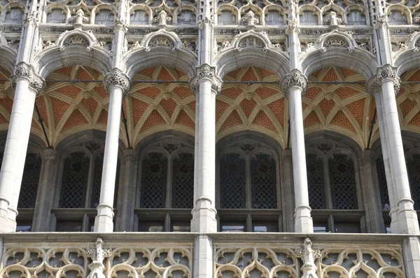 Archway Balkongen Historisk Byggnad Det Centrala Torget Bryssel Belgien — Stockfoto