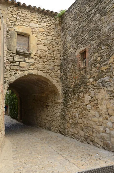 Peratallada Nın Ortaçağ Köyündeki Taş Geçit Girona Katalonya Spanya Nın — Stok fotoğraf