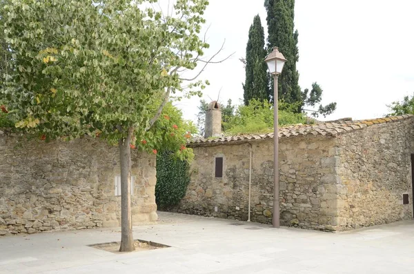 Peratallada Nın Ortaçağ Köyü Plaza Daki Taş Girona Katalonya Spanya — Stok fotoğraf