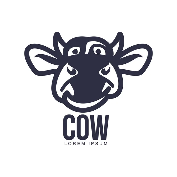 Plantilla de logotipo de cabeza de vaca con vista frontal divertida — Archivo Imágenes Vectoriales