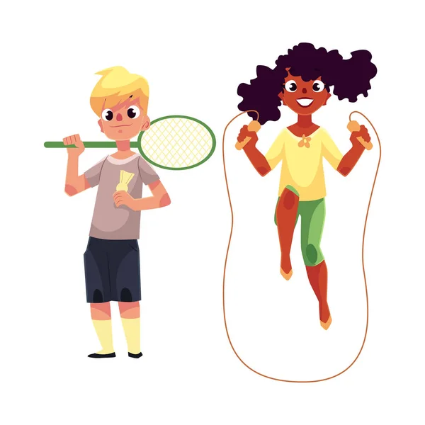 Мальчик и девочка с скакалкой, бадминтонная ракетка на детской площадке — стоковый вектор