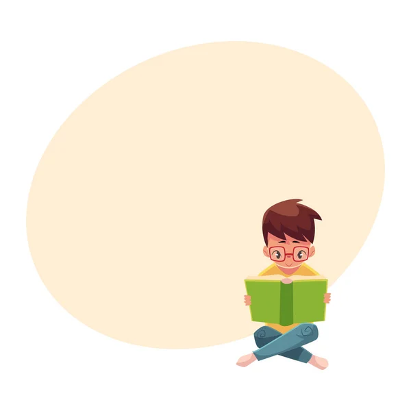 Menino, garoto de óculos lendo livro sentado pernas cruzadas —  Vetores de Stock