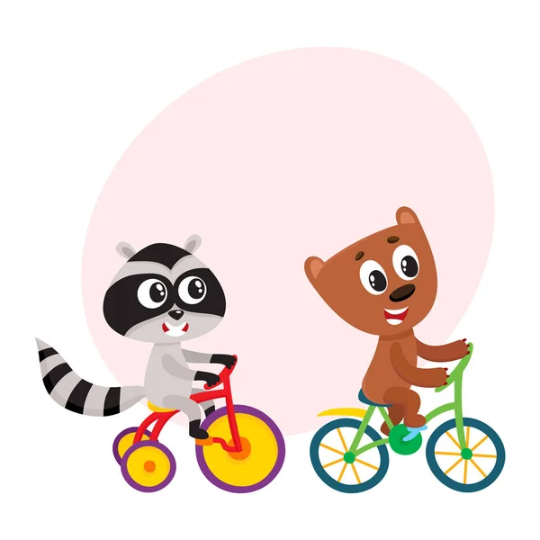 Lindo mapache y oso pequeños personajes montando bicicletas juntos — Vector de stock