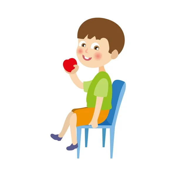 Векторный плоский мальчик сидит на стуле и ест яблоко — стоковый вектор
