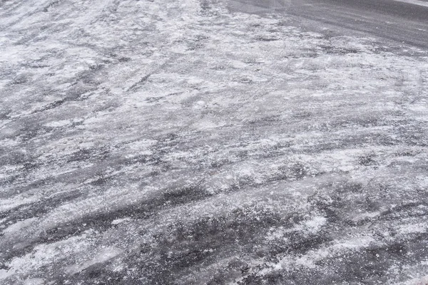 Route glacée dans une journée d'hiver — Photo