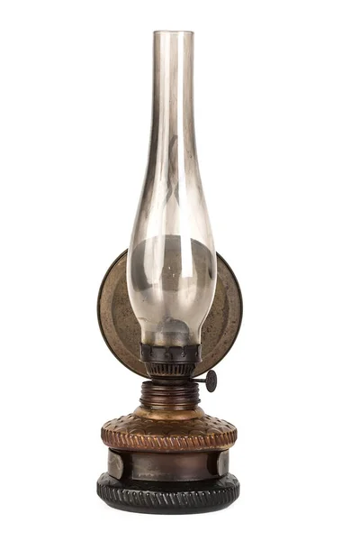 Oude kerosine lamp geïsoleerd op wit — Stockfoto