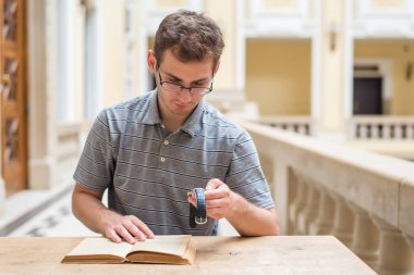 Bir öğrencinin closeup fotoğraf