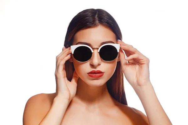 Gözlüklü Kadının Yakın Plan Fotoğrafı — Stok fotoğraf