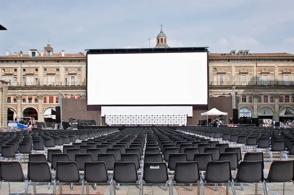 bologna, İtalya, piazza Maggiore'ye tarihi merkezinde açık sinema set