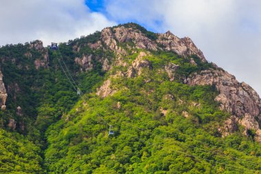 Seorak-san Ulusal Parkı, Soraksan, Güney Kore 'deki Seorak dağlarının güzel doğa manzarası.