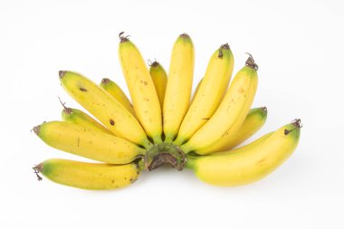 Beyaz arka planda taze olgun muzlar.