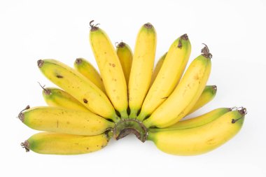 Beyaz arka planda taze olgun muzlar.