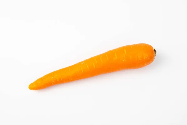 Zanahoria Fresca Cruda Aislada Sobre Fondo Blanco —  Fotos de Stock