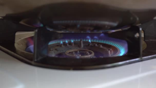 Filmación Cocina Gas Encendida — Vídeos de Stock
