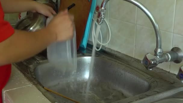 Man Hand Doing House Work Washing Dishes Hand Sink — Stock Video