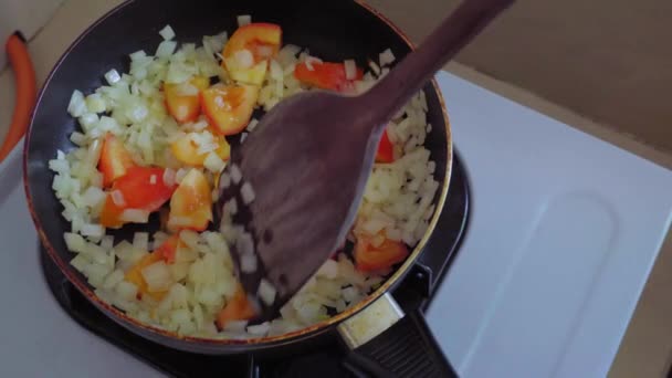 Πλάνα Μαγειρέματος Σκόρδου Ντομάτες — Αρχείο Βίντεο