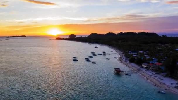 Aerial Drone Hyperlapse Beautiful Mantanani Island Kota Belud Sabah Malezja — Wideo stockowe