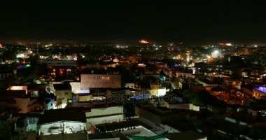 Geceleri parlayan cityscape Jodhpur. Doğal seyahat hedef ve ünlü turistik Rajasthan, Hindistan. Zaman atlamalı.