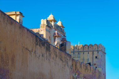 Etkileyici Peyzaj ve Amber Fort, Jaipur, Rajasthan, Hindistan ünlü seyahat hedef, cityscape. 
