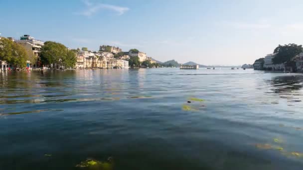 Udaipur Rajasthan India. Lasso di tempo al tramonto dall'alto. Destinazione di viaggio e punti di riferimento turistici . — Video Stock